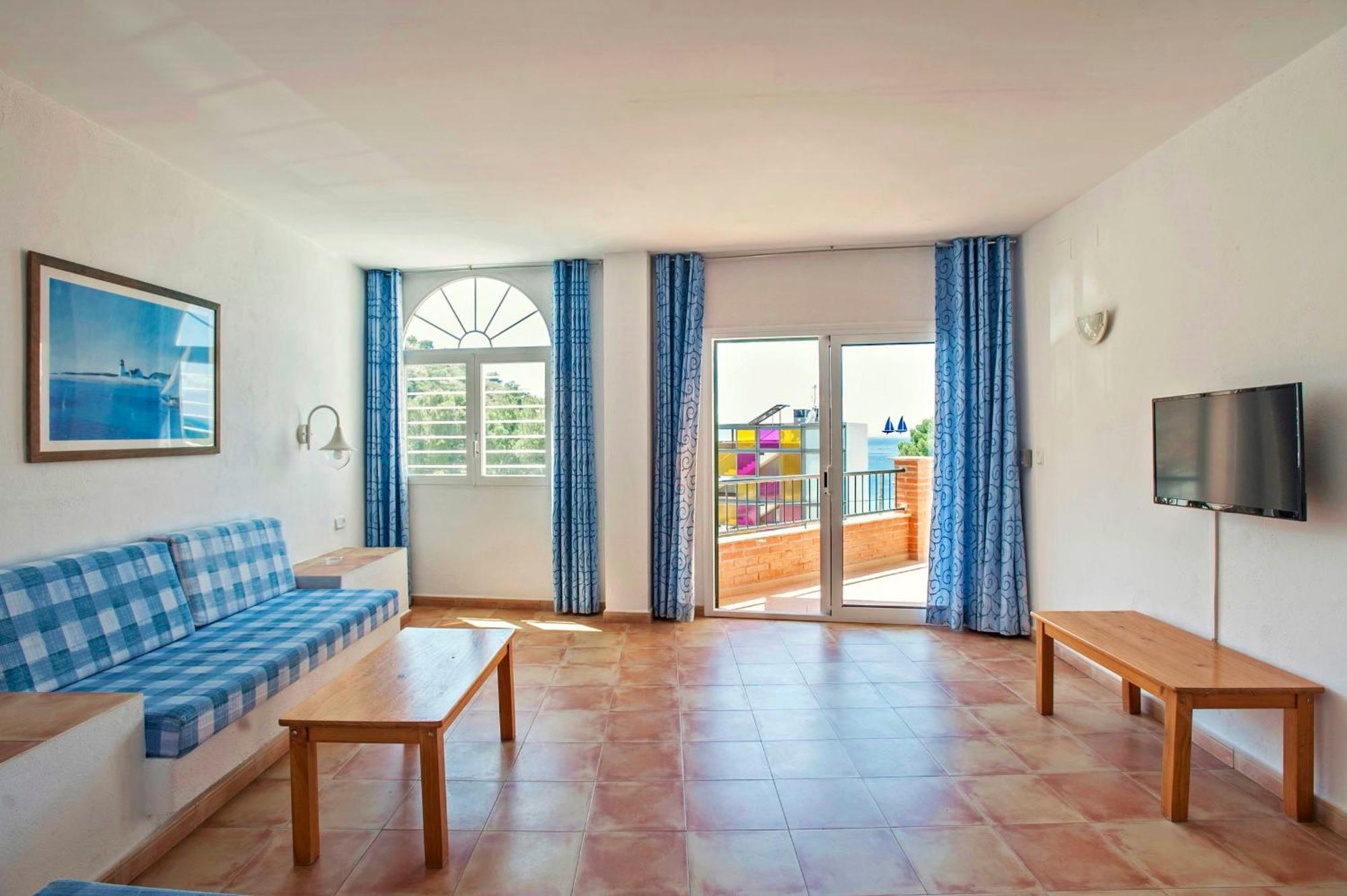 Apartaments El Berganti En Canyelles Petites Rosas Exterior foto