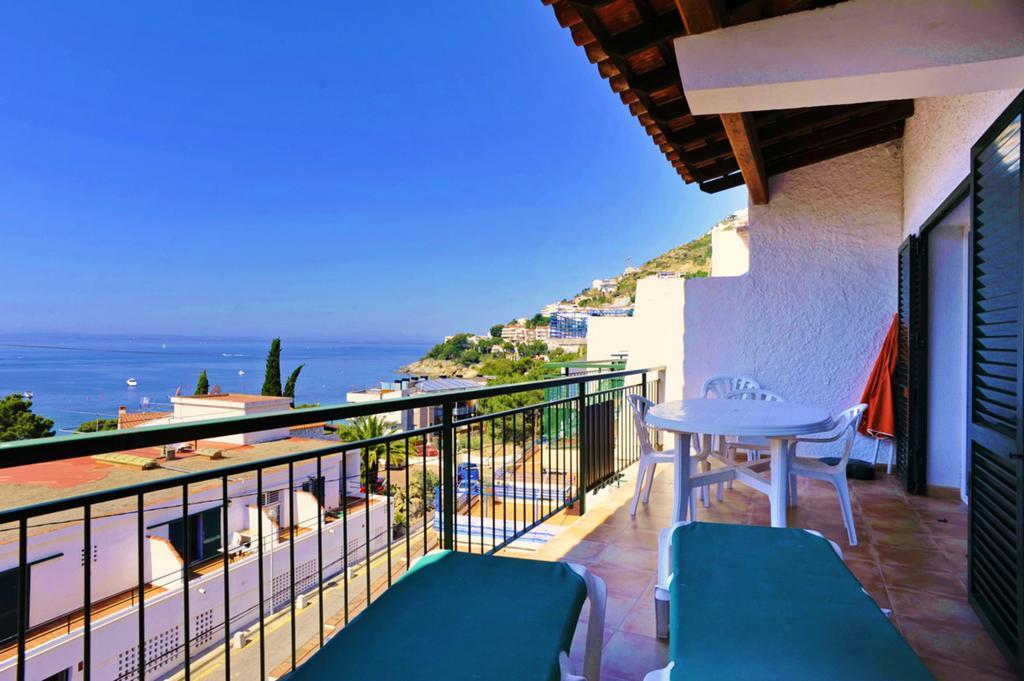 Apartaments El Berganti En Canyelles Petites Rosas Exterior foto
